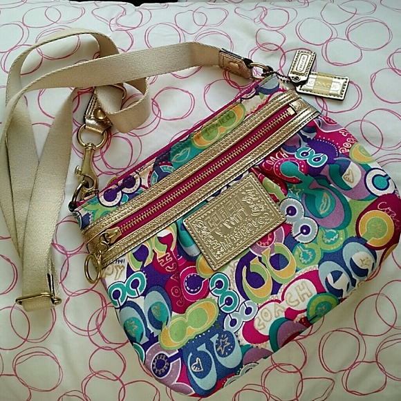 SOLD SOLD SOLD Coach crossbody - Picture 1 of 4