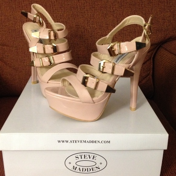 Steve Madden Shoes - 🌸Steve Madden Pumps🌸