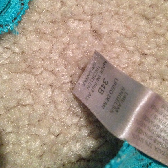 Victoria's Secret Dream Angels Bra - Picture 3 of 3