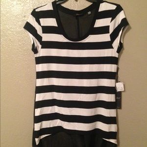 Black and white stripe shirt!🌷