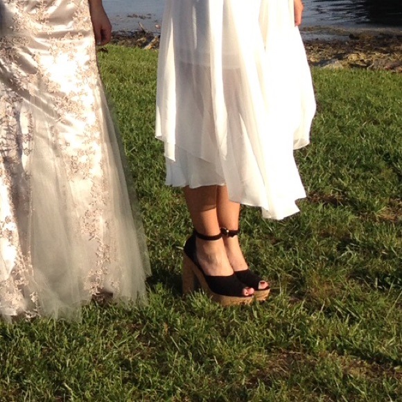 Forever 21 Black Heels - Picture 2 of 2