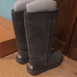 Authentic Ugg Boots