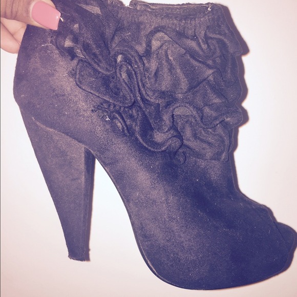 Black heels