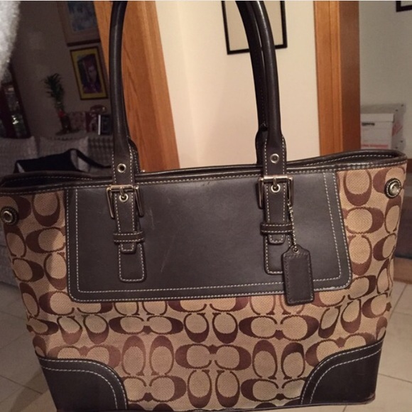 Coach Handbags - Gorgeous coach bucket style monogram brown bag