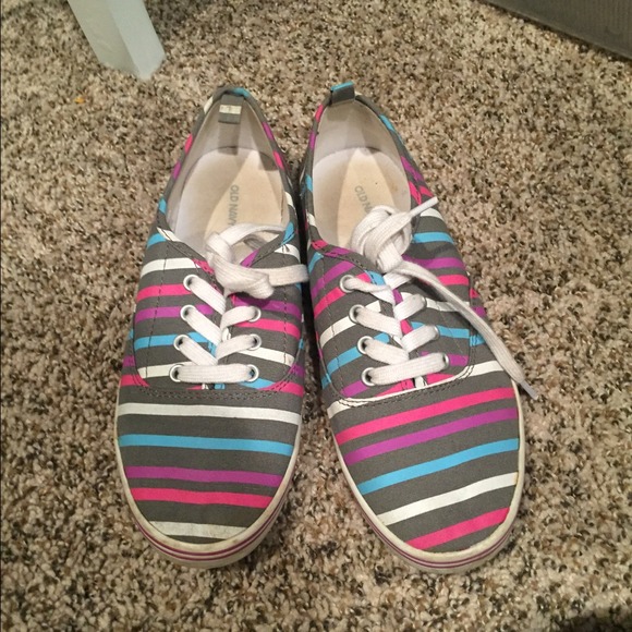 Vans style shoes
