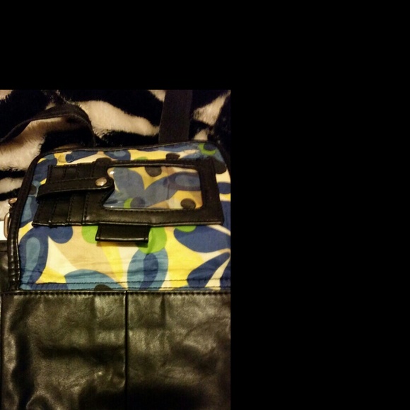 Franco Sarto Black Leather Messenger Bag - Picture 2 of 4