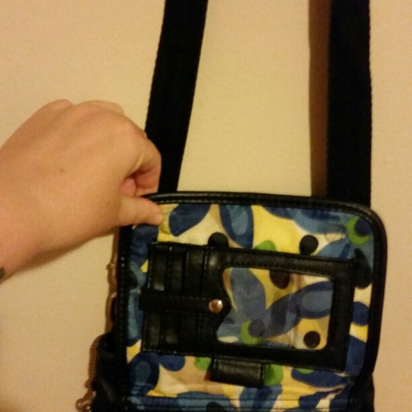 Franco Sarto Black Leather Messenger Bag - Picture 4 of 4