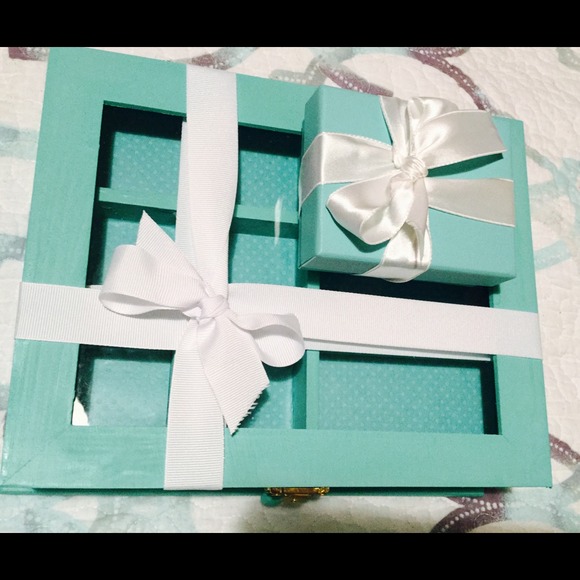 Hand Crafted Wooden Jewelry Box for Tiffany & Co. - Picture 4 of 4