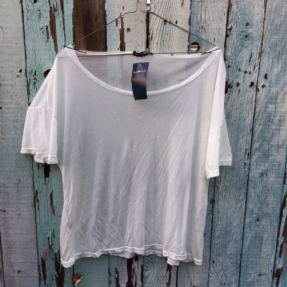BUNDLE: Brandy Melville Sweater & white t-shirt