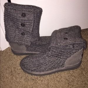 Gray UGGS size 8