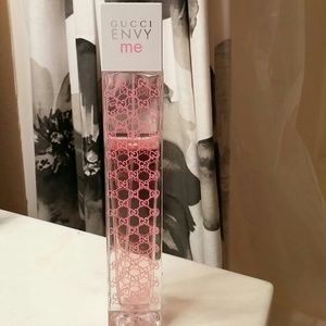 Gucci envy me perfume