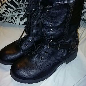 Wet seal combat boots