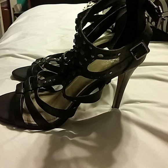 Heels - Picture 2 of 2