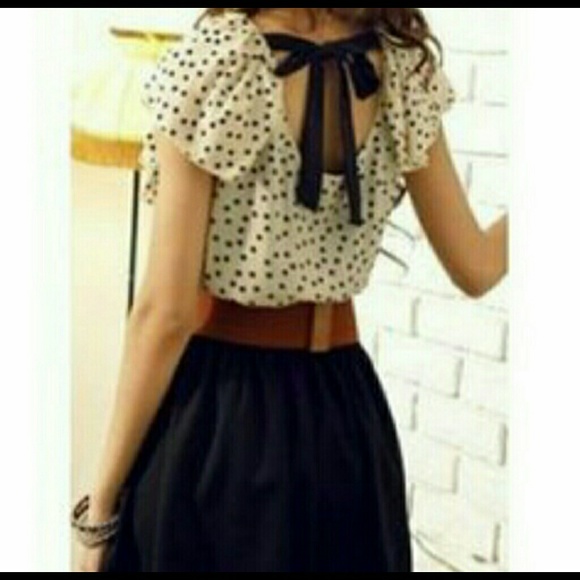 Polka-dotted Casual Dress with Ribbon Tie