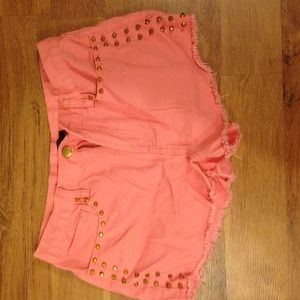 Stud pink shorts