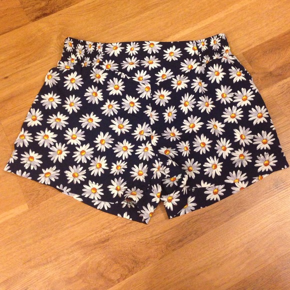 Flower high waisted silk shorts