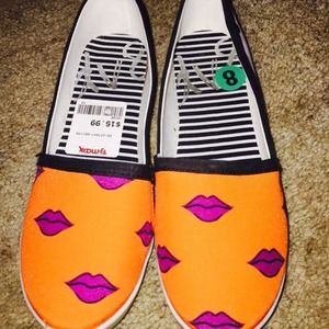 Women's size 8. DV8 slip-on shoes