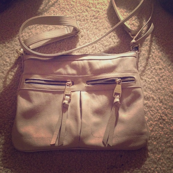 Steve Madden cross-body handbag 🎀👛