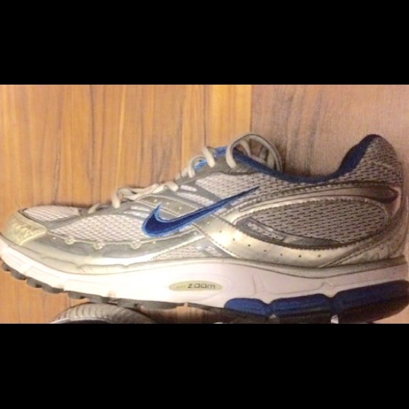 😉🌷 Nike Zooms Bowerman Series - Picture 1 of 3