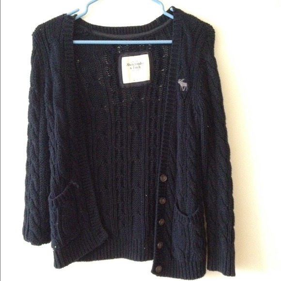 Aberocrombie and Fitch knit cardigan