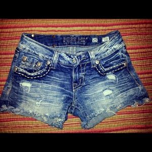 MISS ME SHORTS