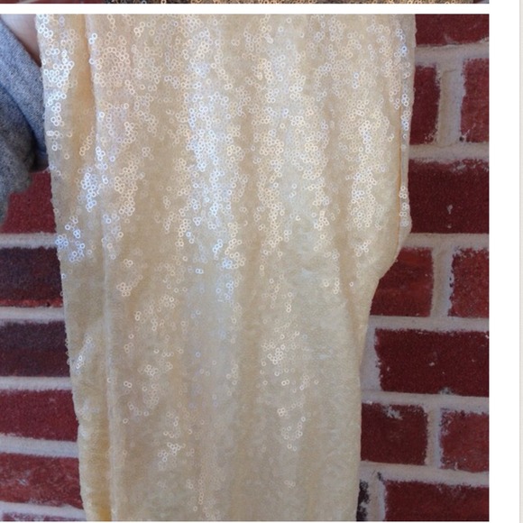🎉SALE 🎉 LAST PAIR! Cream Sequin Leggings~ - Picture 2 of 3