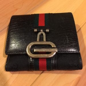 Authentic Gucci wallet