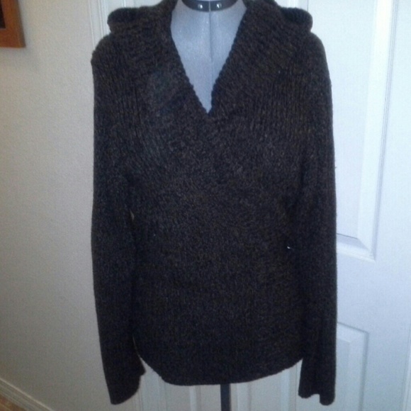 Brown warm v neck sweater