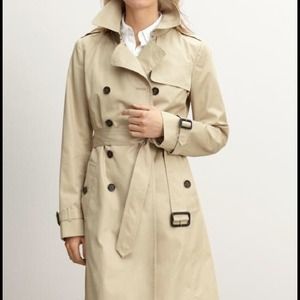 Banana Republic trench coat size small