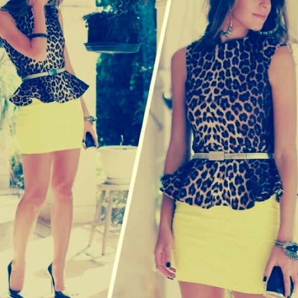 NWT Ladies Leopard peplum top