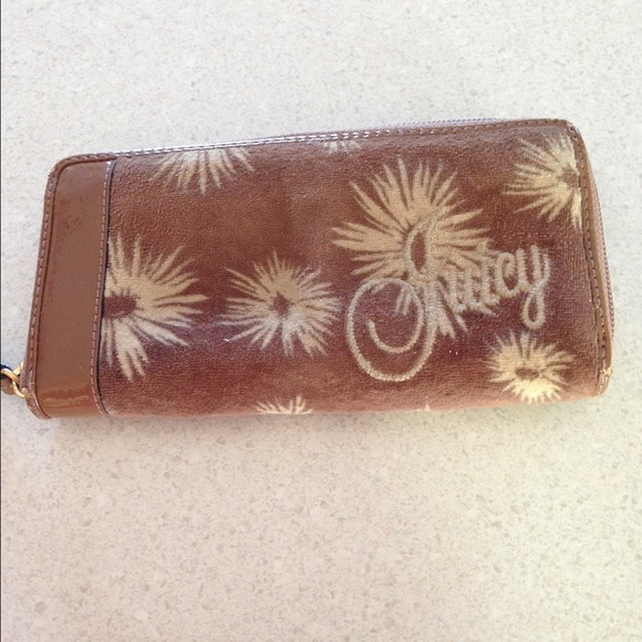 Juicy couture wallet