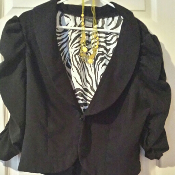 Crop single button jacket
