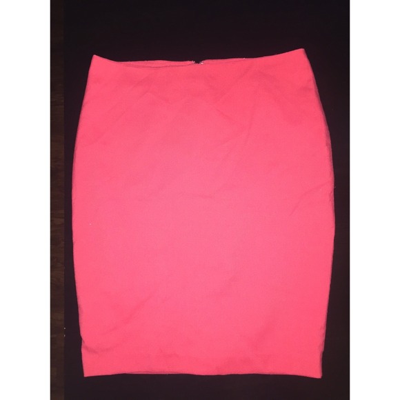 🚫 SOLD BUNDLED - Red Pencil Skirt