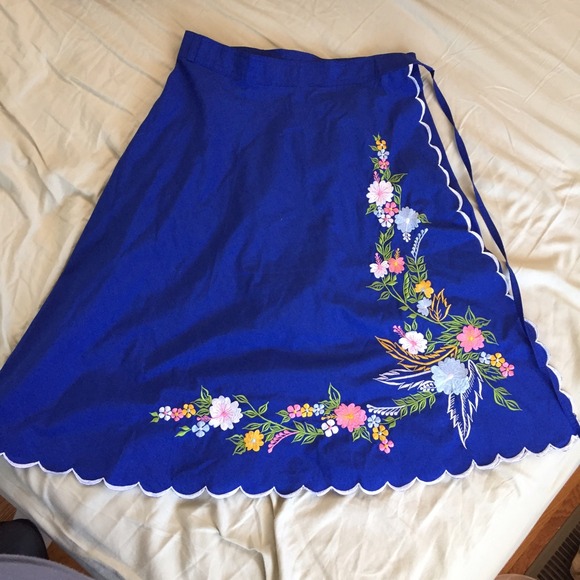 Vintage Dresses & Skirts - Vintage wrap circle skirt