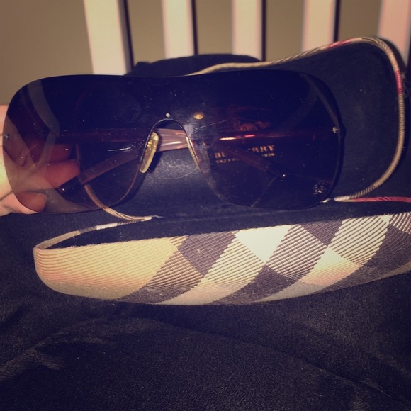 Unisex Burberry Sunglasses