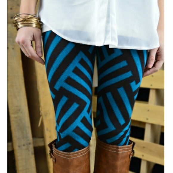 *reduced*Women's Leggings SZ Large Blue/Black