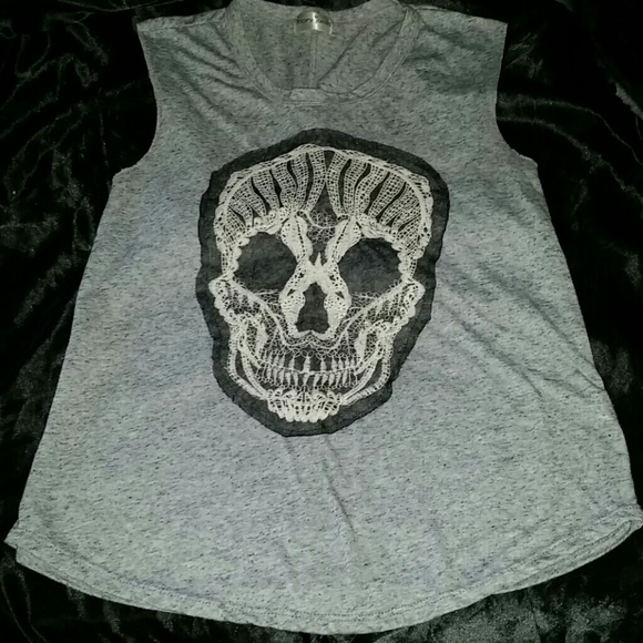 **embroidered&lace SKULL tank**