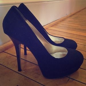 Baker's brand solid black suede high heel.