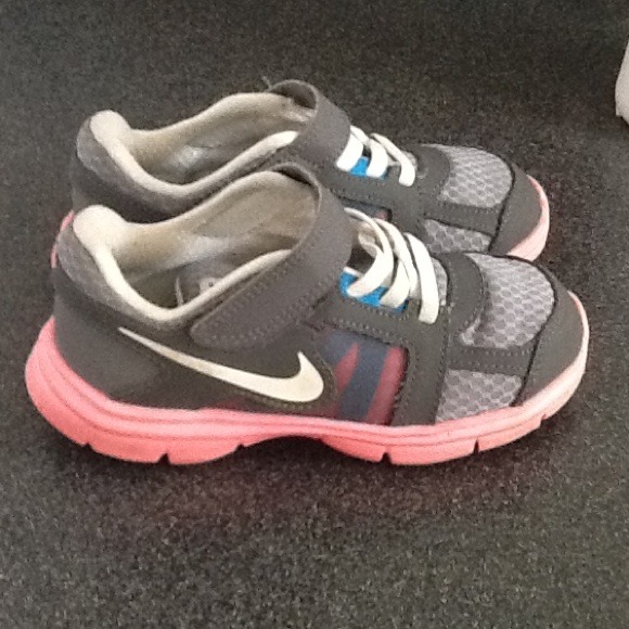 SoLD Nike sneakers only worn 1X.  Gray and pink