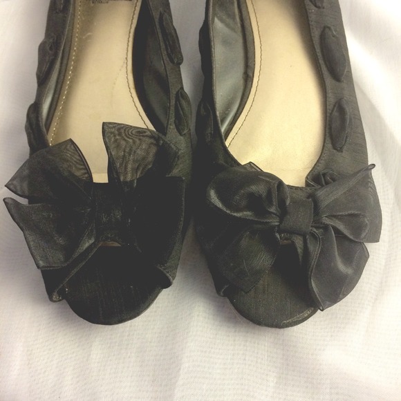 Black open-toe Flats - Picture 1 of 4