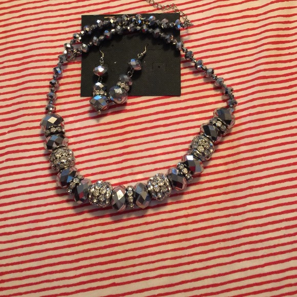 Silver necklace and earrings