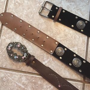 Set of 2 brown and black belts