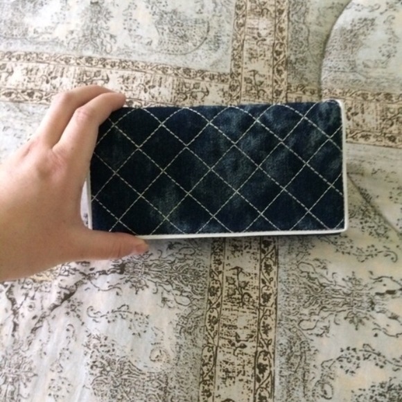 Jean wallet