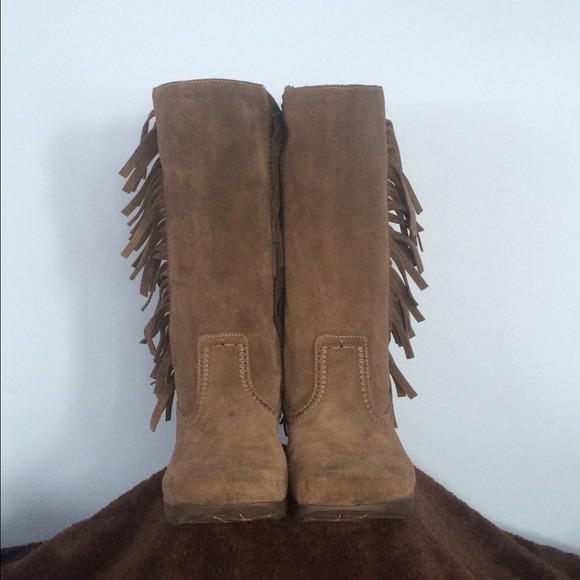 Earth caribou brown suede fringed boots