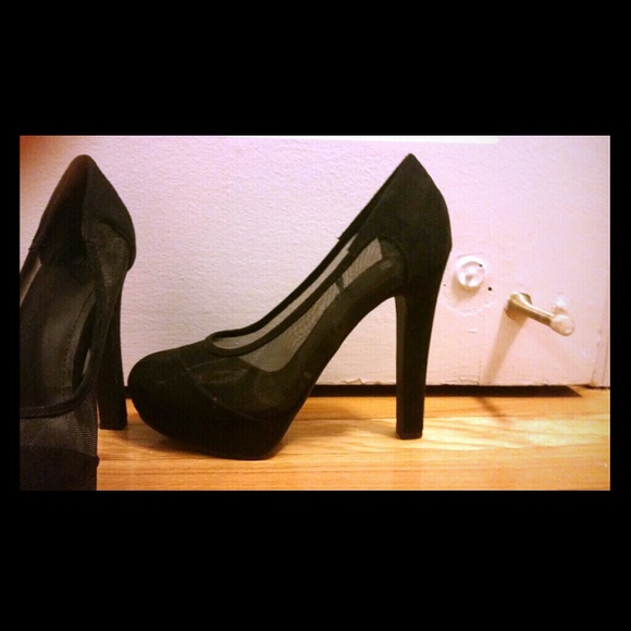 Black Sheer Pumps