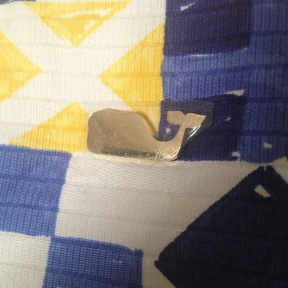 Vineyard Vines Reversible Tote - Picture 3 of 4