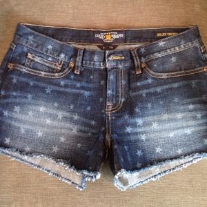 Brand new Lucky Brand Riley Shorts 3" Length