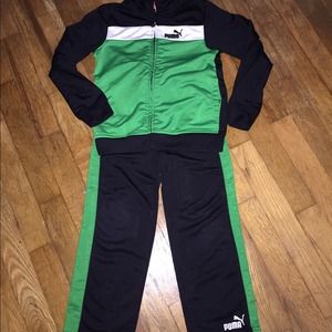 Boys puma track suit size 5
