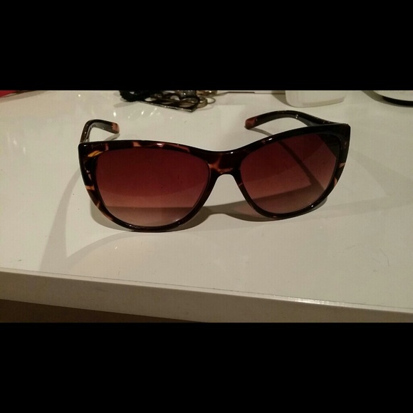 Aldo cat eye sunglasses