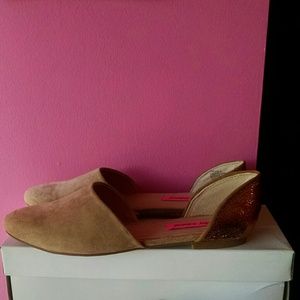 Betsey Johnson D'orsay flats- Brand New!